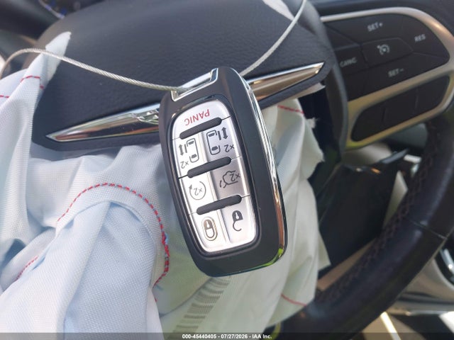 2020 Chrysler Pacifica Touring L მანქანა იყიდება აუქციონზე, vin: 2C4RC1BG9LR128200, აუქციონის ნომერი: 45440405