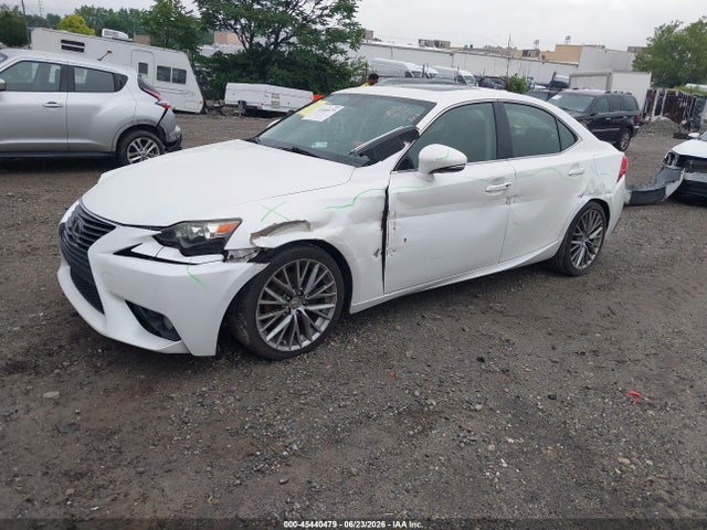 Lexus IS 250 2014 JTHCF1D22E5004332 Image 2