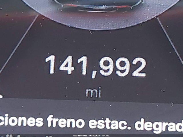 45440597 :رقم المزاد ، 5YJSA1DP9DFP10833 vin ، 2013 Tesla Model S Performance مزاد بيع