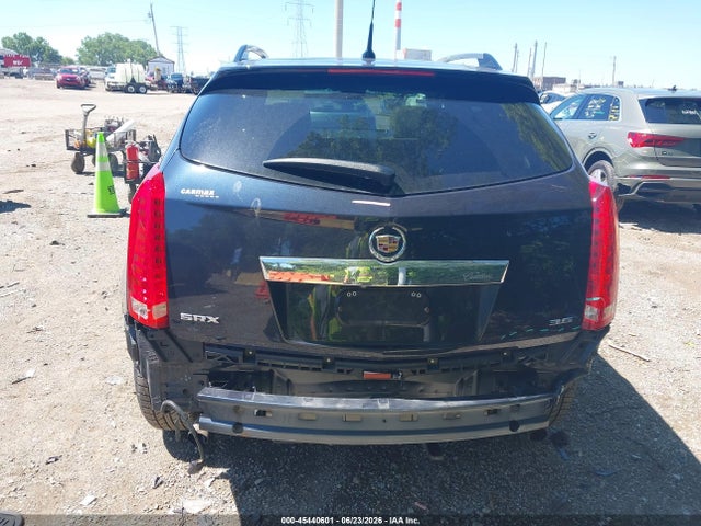 45440601 :رقم المزاد ، 3GYFNBE31ES674663 vin ، 2014 Cadillac Srx Luxury Collection مزاد بيع
