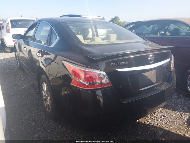 Nissan Altima 2.5 S 2015 1N4AL3AP1FC116264 Image 3
