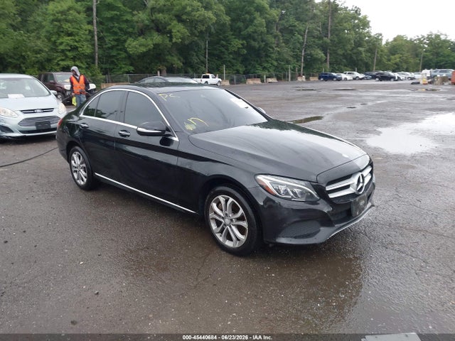 Продаж на аукціоні авто 2015 Mercedes-benz C 300 4matic, vin: 55SWF4KBXFU071147, номер лоту: 45440684