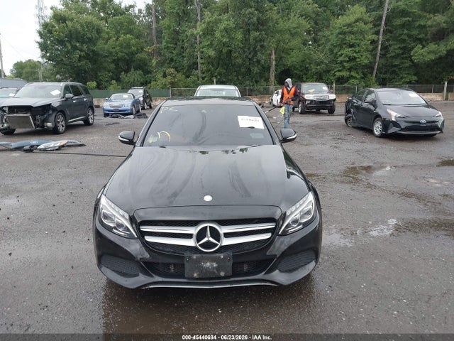 Продаж на аукціоні авто 2015 Mercedes-benz C 300 4matic, vin: 55SWF4KBXFU071147, номер лоту: 45440684