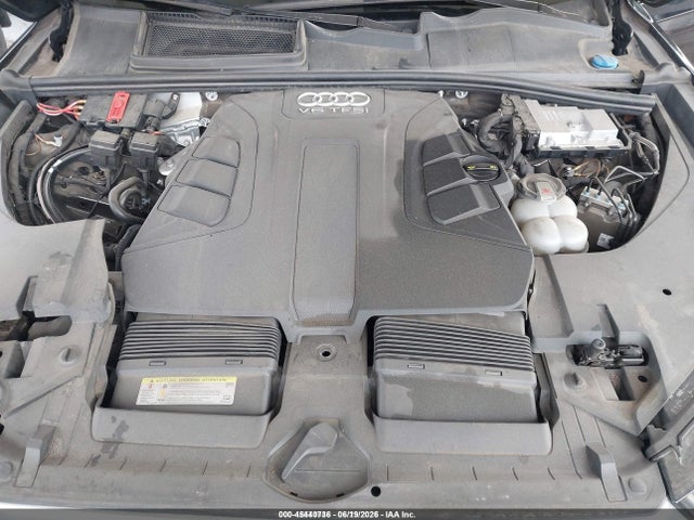 WA1AAAF71JD049644 Audi Q7 3.0t Premium