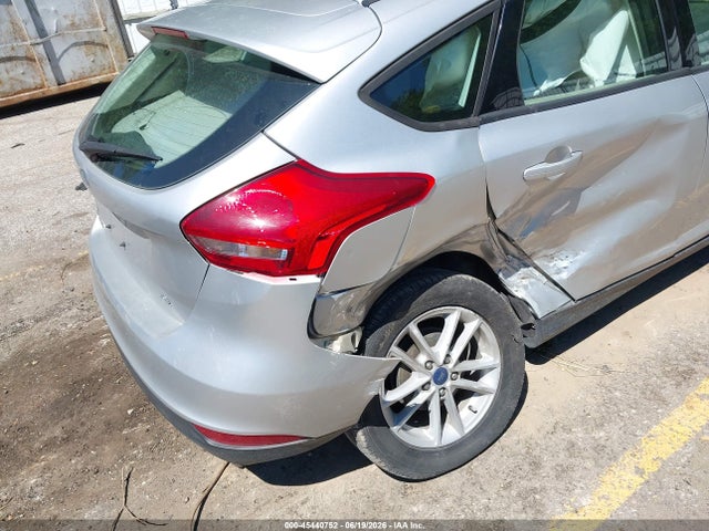 Ford FOCUS SE 2018 1FADP3K23JL206979 Image 6