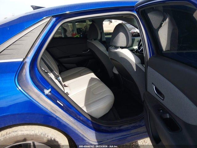 2023 Hyundai Elantra Limited მანქანა იყიდება აუქციონზე, vin: KMHLP4AG6PU582440, აუქციონის ნომერი: 45440762