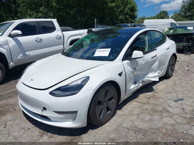 2021 Tesla Model 3 Standard Range Plus Rear-wheel Drive მანქანა იყიდება აუქციონზე, vin: 5YJ3E1EA4MF027196, აუქციონის ნომერი: 45440814