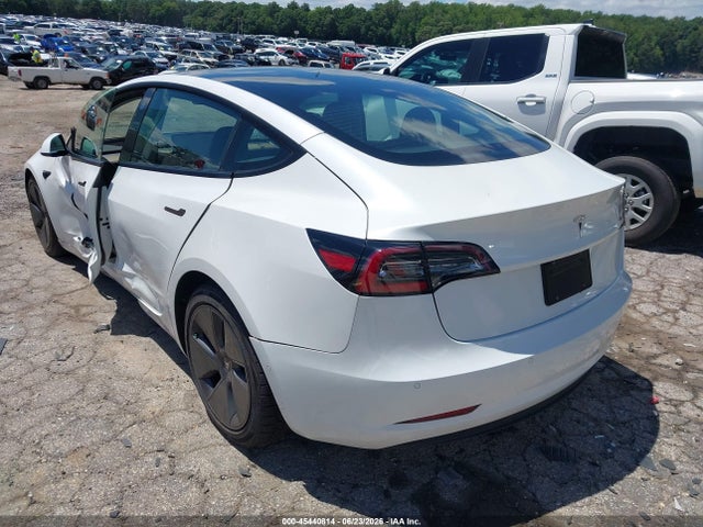 2021 Tesla Model 3 Standard Range Plus Rear-wheel Drive მანქანა იყიდება აუქციონზე, vin: 5YJ3E1EA4MF027196, აუქციონის ნომერი: 45440814