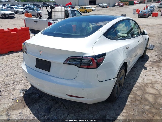 2021 Tesla Model 3 Standard Range Plus Rear-wheel Drive მანქანა იყიდება აუქციონზე, vin: 5YJ3E1EA4MF027196, აუქციონის ნომერი: 45440814