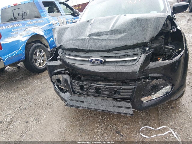 Продажа на аукционе авто 2016 Ford Escape Se, vin: 1FMCU0GX7GUB95517, номер лота: 45440817