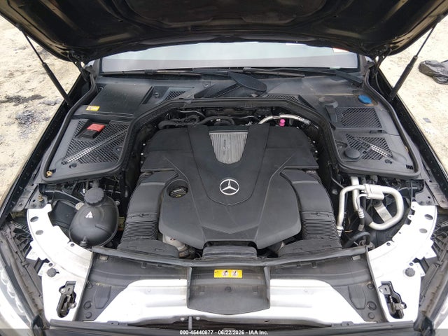 45440877 :رقم المزاد ، 55SWF6GB2FU030838 vin ، 2015 Mercedes-benz C 400 4matic مزاد بيع