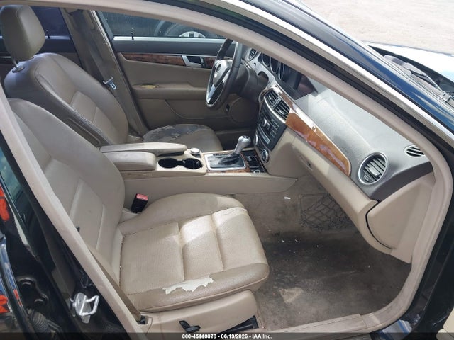 Aukcja sprzedaży 2012 Mercedes-benz C 250 Sport, vin: WDDGF4HB9CR222648, numer aukcji: 45440878