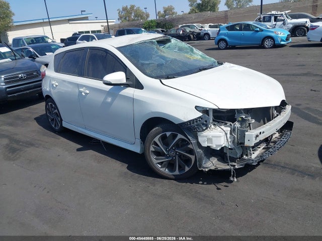 45440885 :رقم المزاد ، JTNKARJE5JJ556798 vin ، 2018 Toyota Corolla Im مزاد بيع