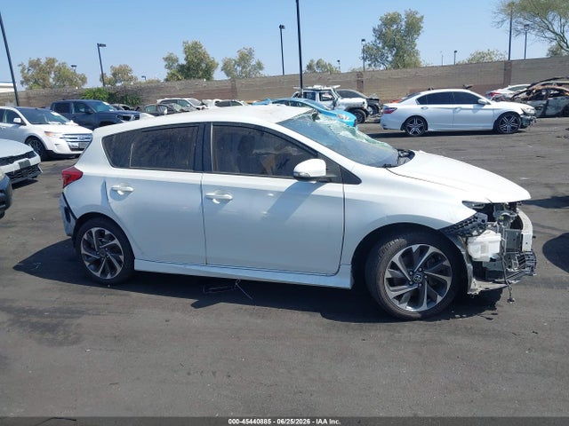 45440885 :رقم المزاد ، JTNKARJE5JJ556798 vin ، 2018 Toyota Corolla Im مزاد بيع