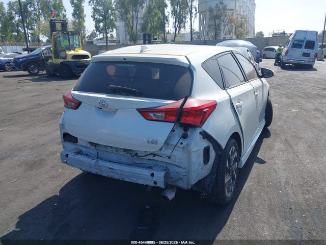 45440885 :رقم المزاد ، JTNKARJE5JJ556798 vin ، 2018 Toyota Corolla Im مزاد بيع