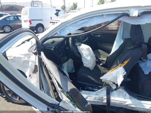45440885 :رقم المزاد ، JTNKARJE5JJ556798 vin ، 2018 Toyota Corolla Im مزاد بيع