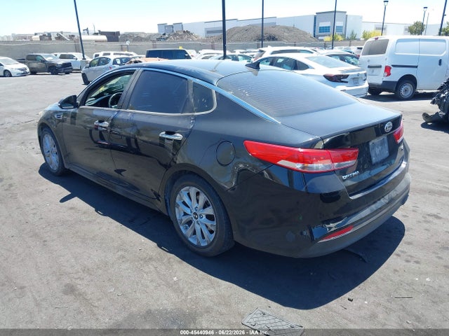 KIA OPTIMA EX 2018 5XXGU4L30JG180645 Image 3