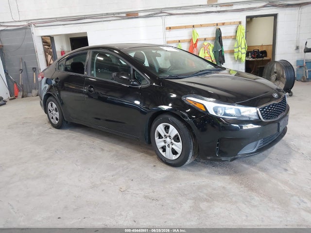 Auction sale of the 2017 Kia Forte Lx, vin: 3KPFK4A73HE034234, lot number: 45440981