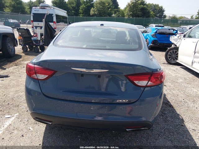 45440994 :رقم المزاد ، 1C3CCCBG7FN597969 vin ، 2015 Chrysler 200 S مزاد بيع