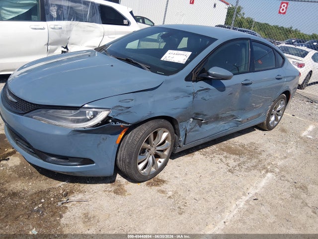 45440994 :رقم المزاد ، 1C3CCCBG7FN597969 vin ، 2015 Chrysler 200 S مزاد بيع