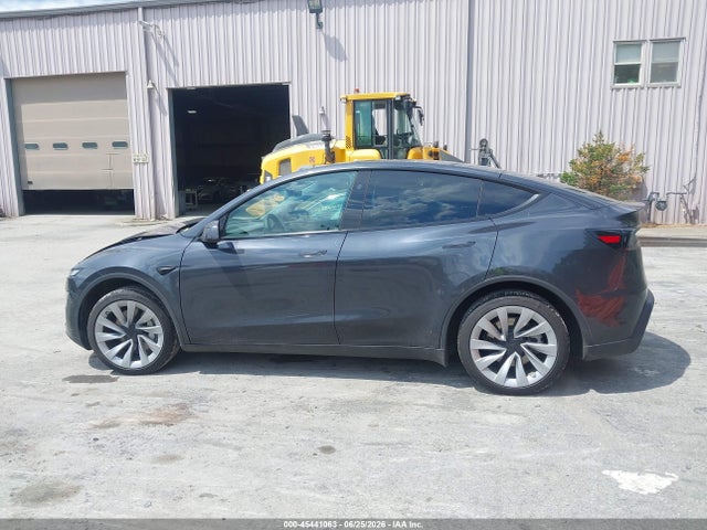 Продажа на аукционе авто 2026 Tesla Model Y All-wheel Drive/long Range Launch Series/premium All-wheel Drive, vin: 7SAYGDEE8TF446612, номер лота: 45441063