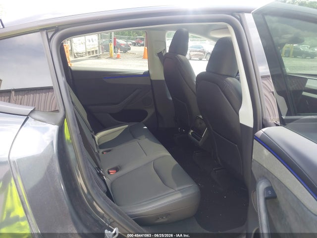 Продажа на аукционе авто 2026 Tesla Model Y All-wheel Drive/long Range Launch Series/premium All-wheel Drive, vin: 7SAYGDEE8TF446612, номер лота: 45441063