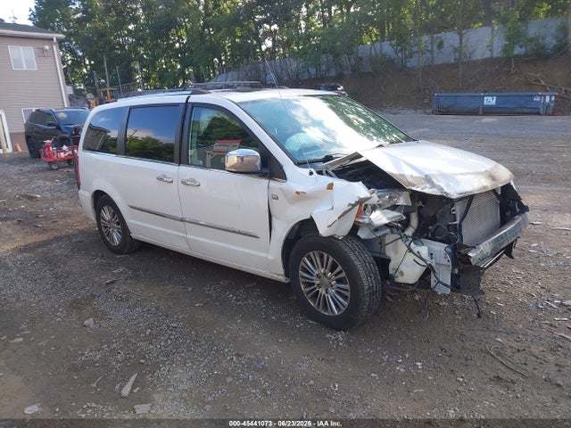 Продаж на аукціоні авто 2014 Chrysler Town & Country Touring-l 30th Anniversary, vin: 2C4RC1CG0ER297569, номер лоту: 45441073