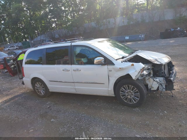 Продаж на аукціоні авто 2014 Chrysler Town & Country Touring-l 30th Anniversary, vin: 2C4RC1CG0ER297569, номер лоту: 45441073