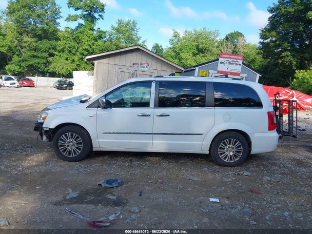 Продаж на аукціоні авто 2014 Chrysler Town & Country Touring-l 30th Anniversary, vin: 2C4RC1CG0ER297569, номер лоту: 45441073