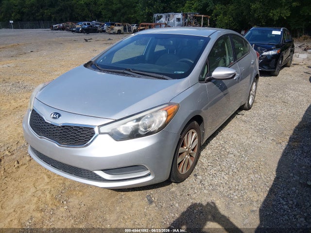 KIA FORTE LX 2014 KNAFX4A68E5154396 Image 2