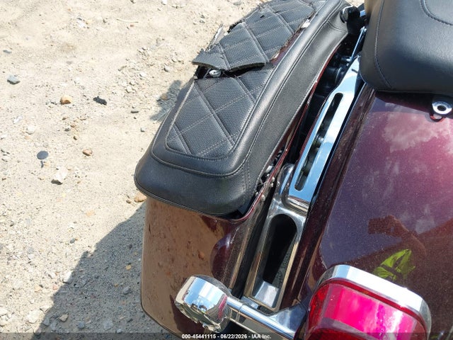 Продажа на аукционе авто 2018 Harley-davidson Flhr Road King, vin: 1HD1FBC12JB647832, номер лота: 45441115