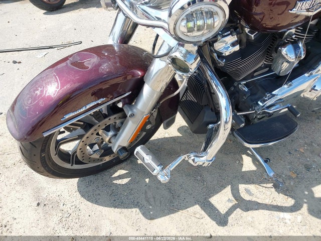 45441115 :رقم المزاد ، 1HD1FBC12JB647832 vin ، 2018 Harley-davidson Flhr Road King مزاد بيع