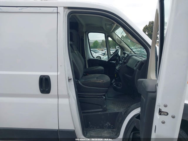 3C6TRVAGXKE511955 RAM Promaster 1500 Low Roof 136 Wb
