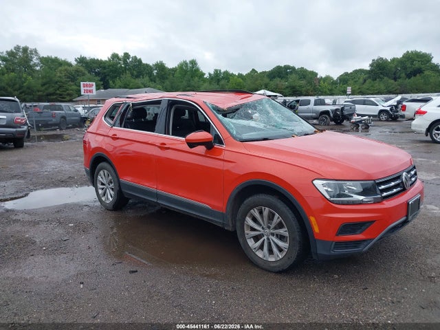 2018 Volkswagen Tiguan 2.0t Se/2.0t Sel მანქანა იყიდება აუქციონზე, vin: 3VV2B7AX4JM167873, აუქციონის ნომერი: 45441161