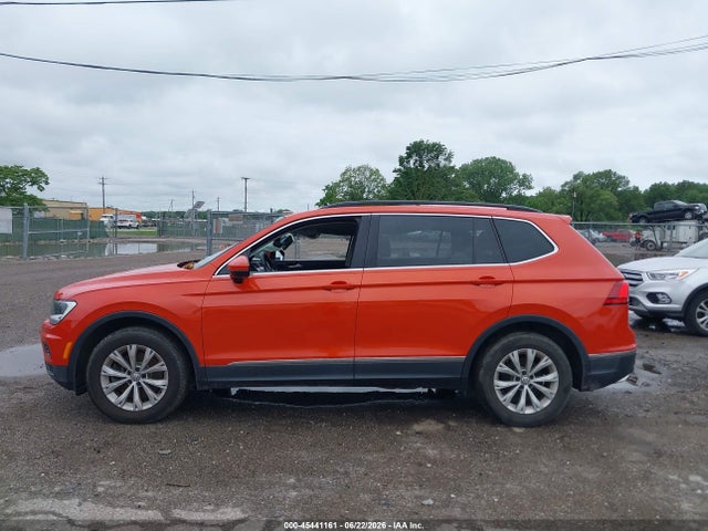2018 Volkswagen Tiguan 2.0t Se/2.0t Sel მანქანა იყიდება აუქციონზე, vin: 3VV2B7AX4JM167873, აუქციონის ნომერი: 45441161