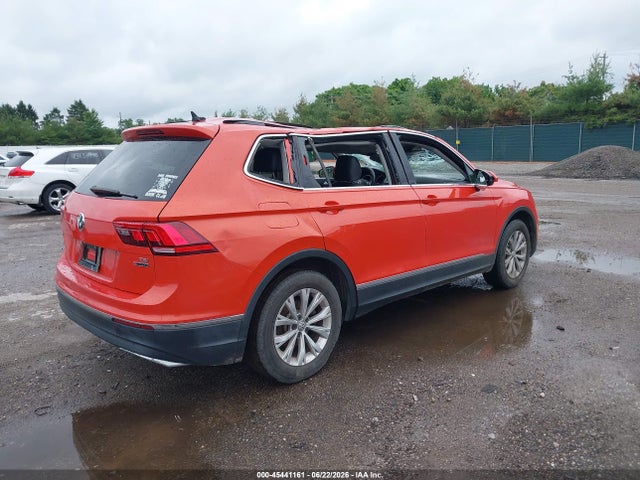 2018 Volkswagen Tiguan 2.0t Se/2.0t Sel მანქანა იყიდება აუქციონზე, vin: 3VV2B7AX4JM167873, აუქციონის ნომერი: 45441161