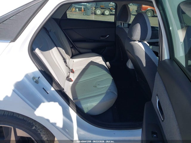 2021 Hyundai Elantra Limited მანქანა იყიდება აუქციონზე, vin: 5NPLP4AGXMH002214, აუქციონის ნომერი: 45441259