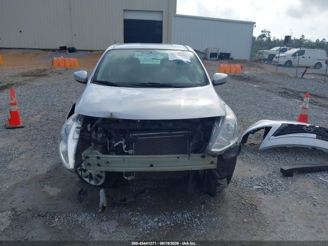 3N1CN7AP0KL828691 Nissan Versa 1.6 Sv