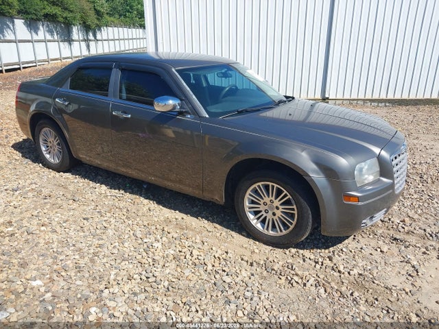 2010 Chrysler 300 Touring მანქანა იყიდება აუქციონზე, vin: 2C3CA4CD2AH150161, აუქციონის ნომერი: 45441276