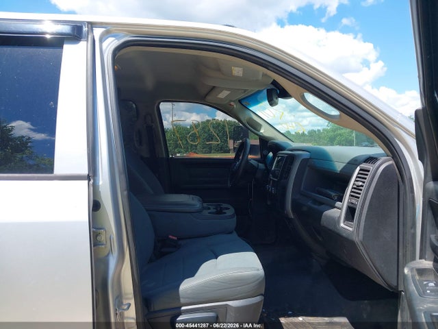 45441287 :رقم المزاد ، 3C6TR5CT0EG164638 vin ، 2014 Ram 2500 Tradesman مزاد بيع