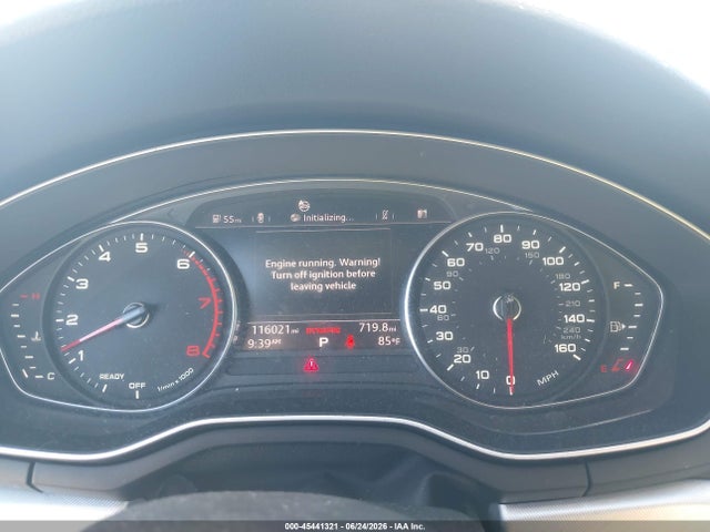 2017 Audi A4 Premium მანქანა იყიდება აუქციონზე, vin: WAUANAF45HN010413, აუქციონის ნომერი: 45441321