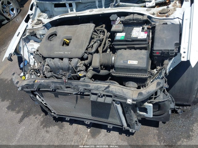 Hyundai ELANTRA SE 2017 5NPD74LF7HH080867 Image 10