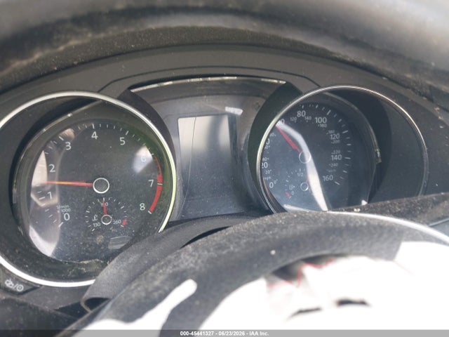 45441327 :رقم المزاد ، 3VWDB7AJ9HM301660 vin ، 2017 Volkswagen Jetta 1.4t Se مزاد بيع