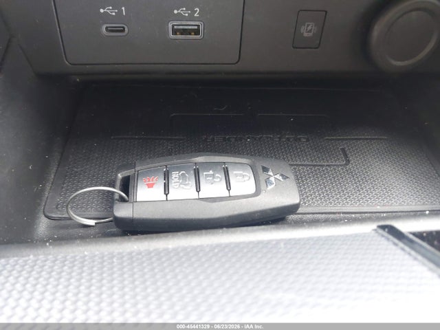 2024 Mitsubishi Outlander Sel 2.5 S-awc მანქანა იყიდება აუქციონზე, vin: JA4J4WA82RZ026411, აუქციონის ნომერი: 45441329