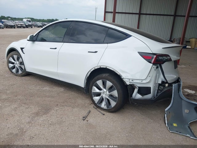 Продажа на аукционе авто 2024 Tesla Model Y Long Range Single Motor Rear-wheel Drive/rwd, vin: 7SAYGDED7RF055032, номер лота: 45441366