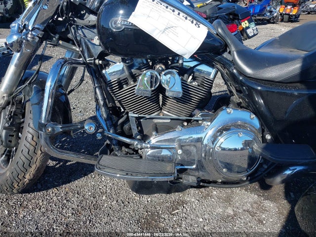 Harley-Davidson Flrt Free Wheeler 2015 1HD1MCM14FB850643 Image 9