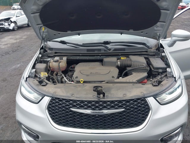Продаж на аукціоні авто 2022 Chrysler Pacifica Touring L, vin: 2C4RC1BG1NR160738, номер лоту: 45441465