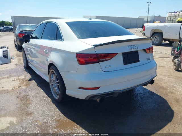 45441468 :رقم المزاد ، WAUJ8GFF7H1008391 vin ، 2017 Audi A3 Premium Plus مزاد بيع