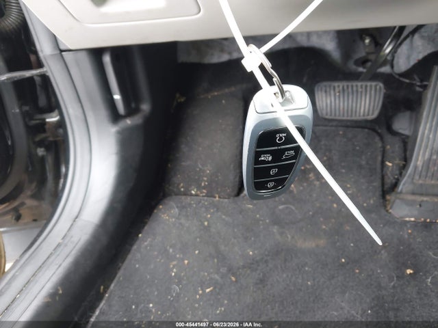 45441497 :رقم المزاد ، 5NMJBCAE2PH278239 vin ، 2023 Hyundai Tucson Sel مزاد بيع