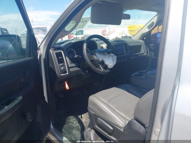 Продаж на аукціоні авто 2015 Ram 1500 Tradesman, vin: 3C6JR6DG4FG517396, номер лоту: 45441500
